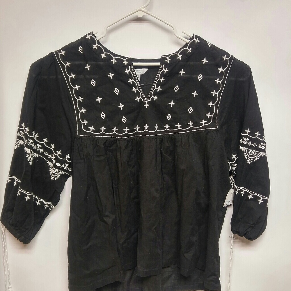 Time and Tru embroidered tie sleeve black